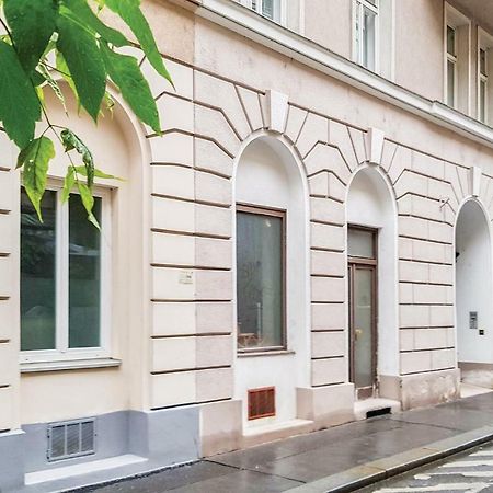 One-Bedroom Apartment In Wien Exterior photo